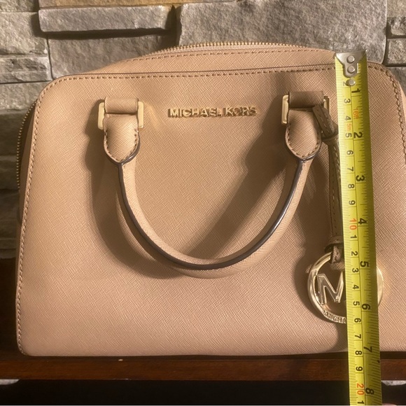 Michael Kors purse - Picture 5 of 6